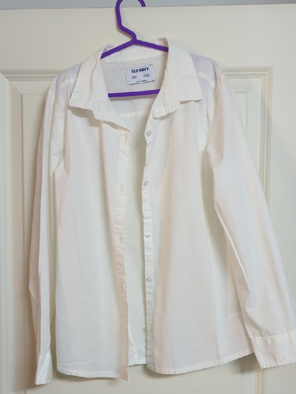 Old Navy White Button-Up Shirt